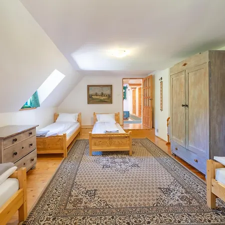 Casa vacanze Dom Kamien Z Jacuzzi I Bilardem