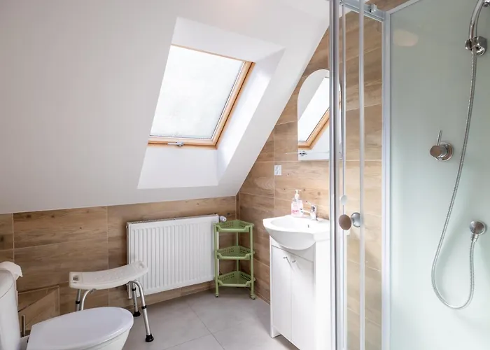 Holiday home Dom Kamien Z Jacuzzi I Bilardem