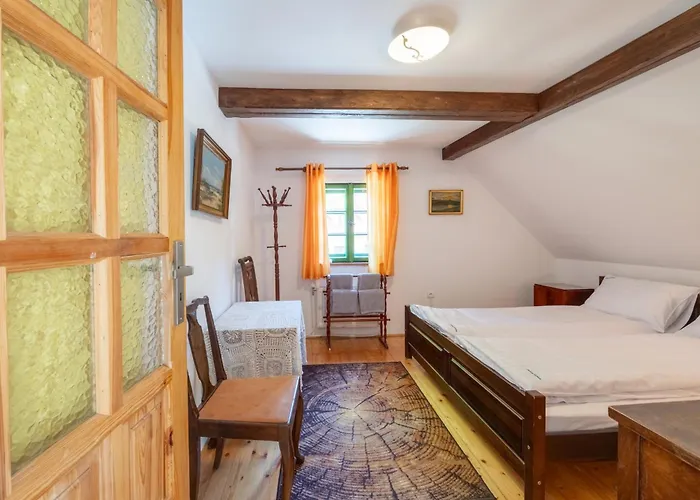 Holiday home Dom Kamien Z Jacuzzi I Bilardem Szklarska Poreba