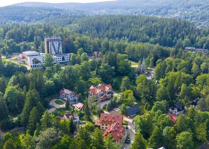 Dom Kamien Z Jacuzzi I Bilardem Holiday home *