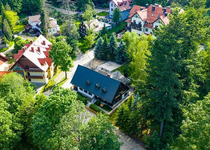 Casa vacanze Dom Kamien Z Jacuzzi I Bilardem *